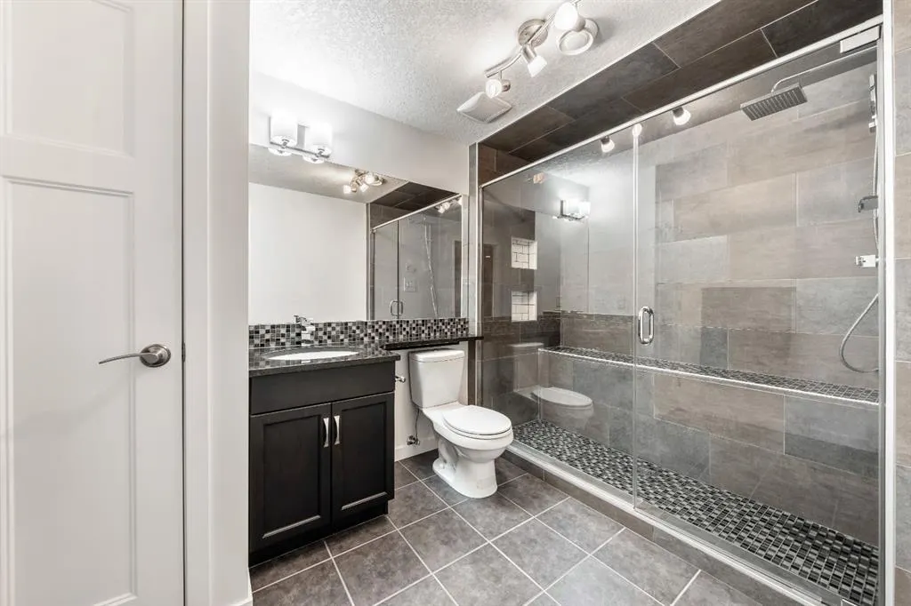 773 River Heights Crescent