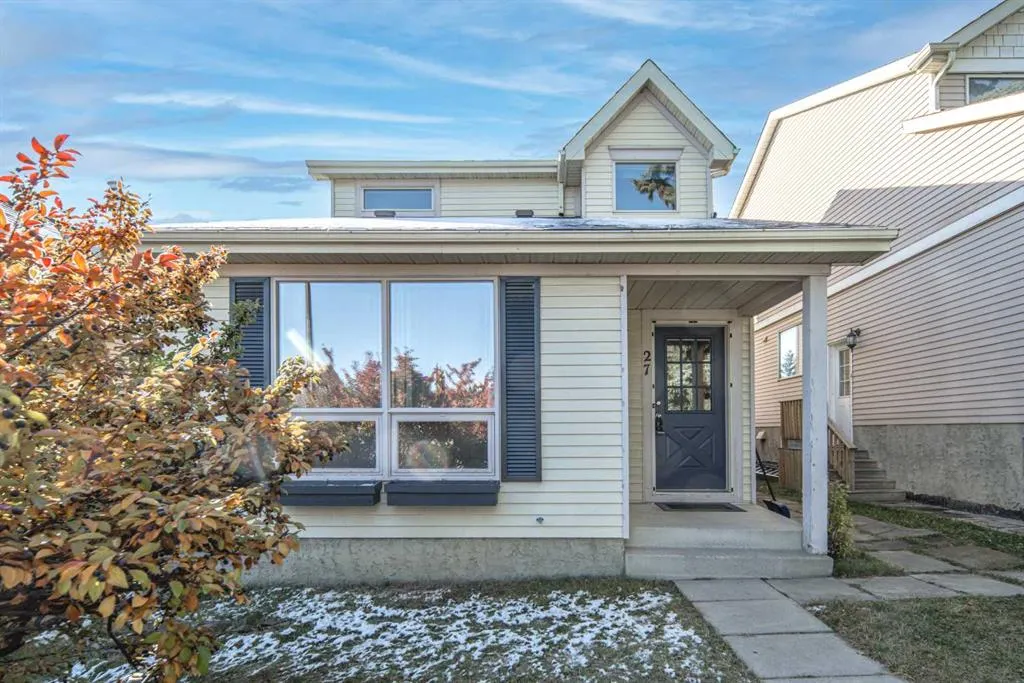 27 Strathearn Crescent SW