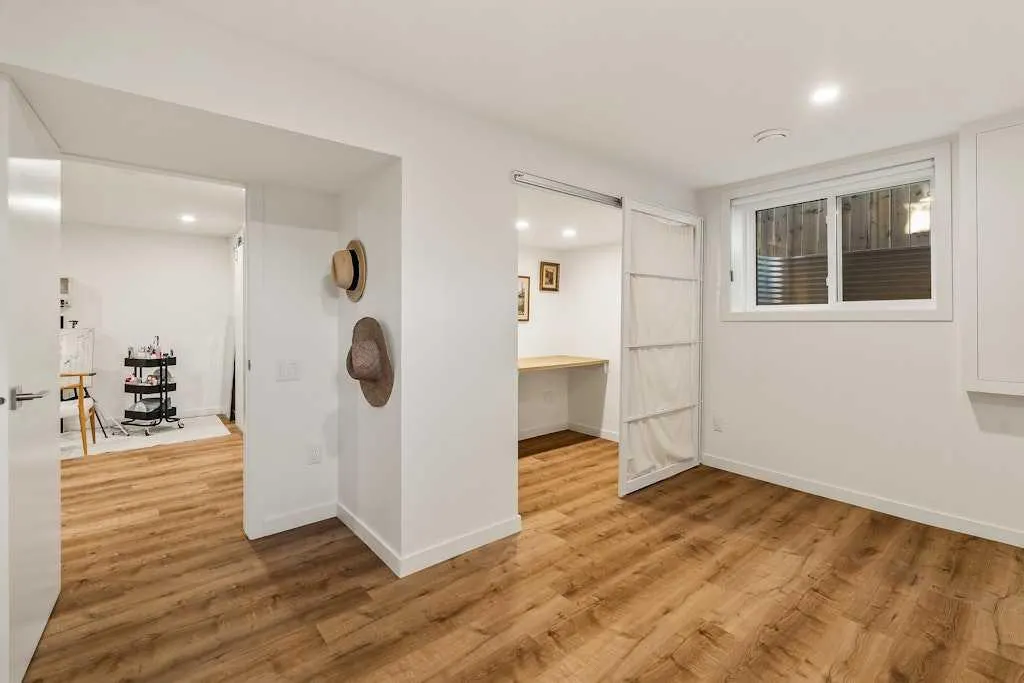 30 Lissington Drive SW