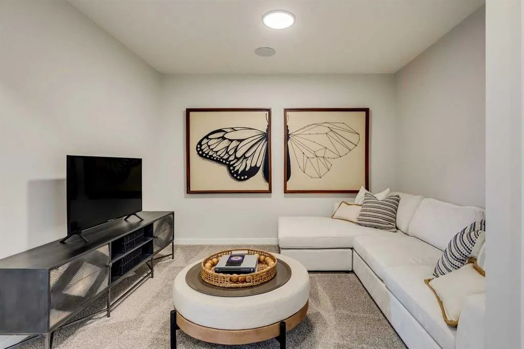 136 Wolf Hollow Manor SE