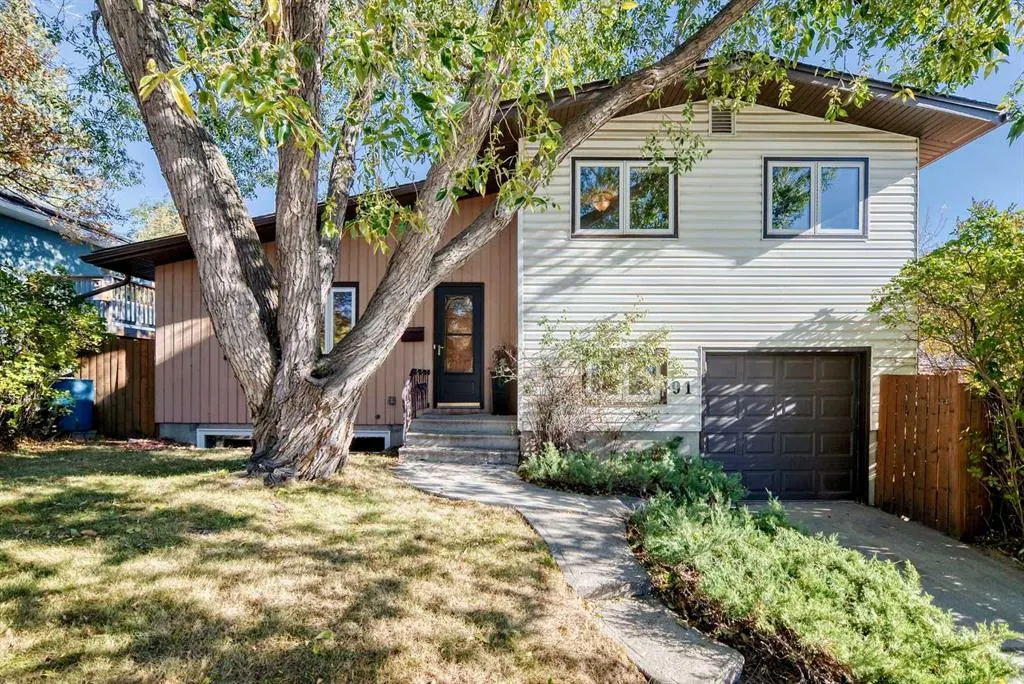 91 Chisholm Crescent NW
