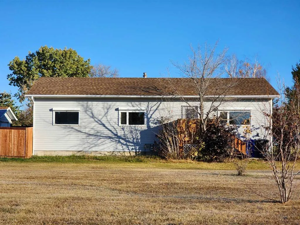 34 Willow Road W