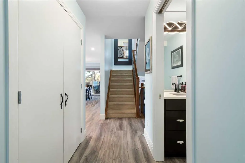 20 Stradwick Way SW