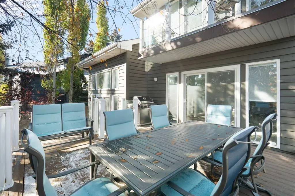 20 Stradwick Way SW