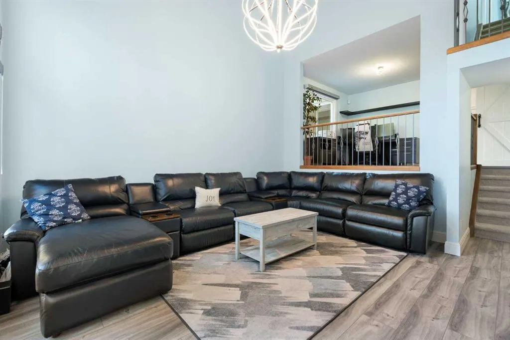 20 Stradwick Way SW