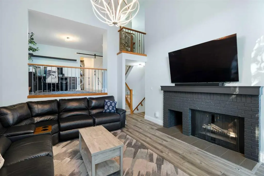 20 Stradwick Way SW
