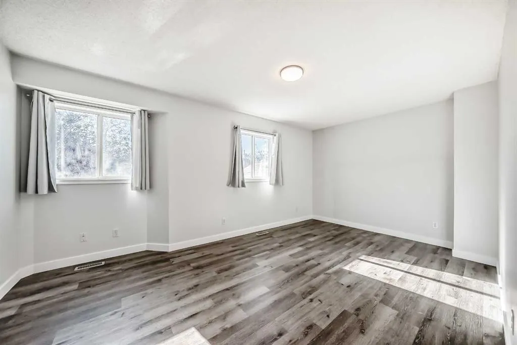 184 Mt Aberdeen Manor SE