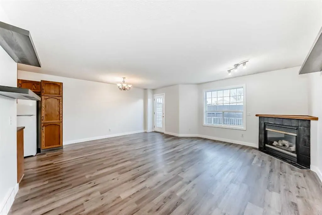 184 Mt Aberdeen Manor SE