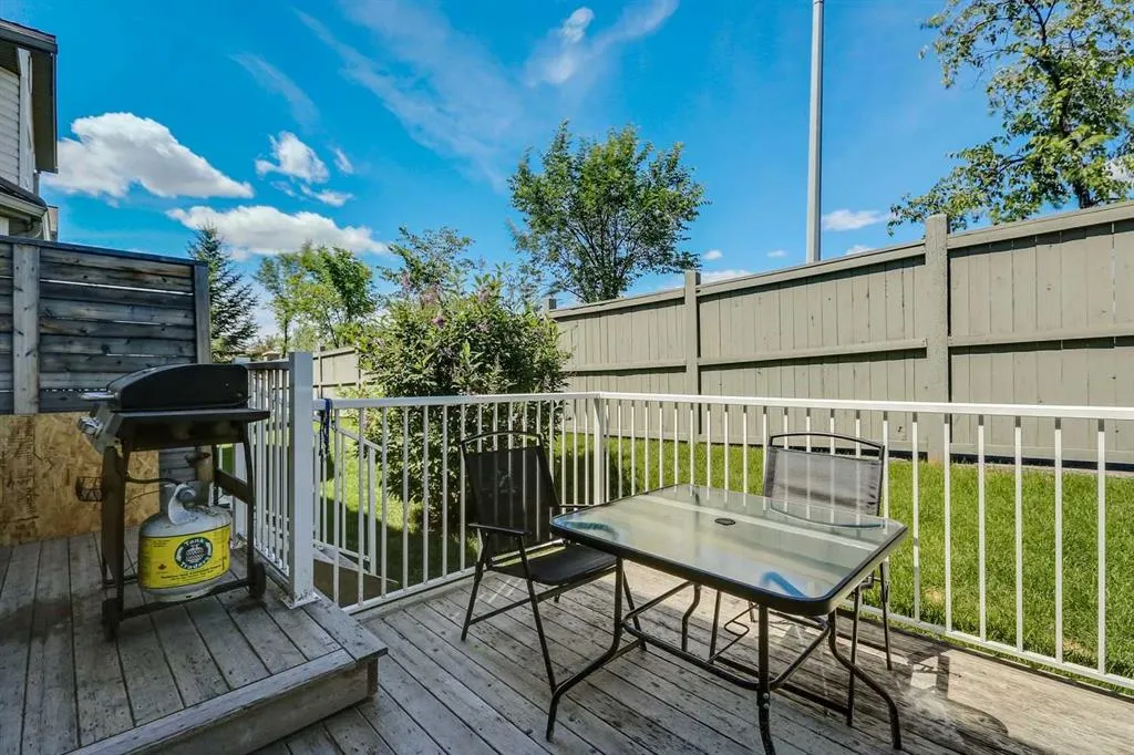 184 Mt Aberdeen Manor SE