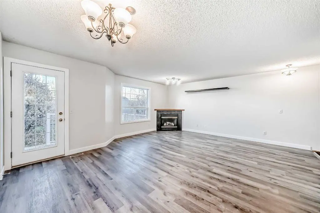 184 Mt Aberdeen Manor SE