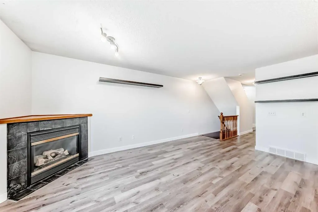 184 Mt Aberdeen Manor SE
