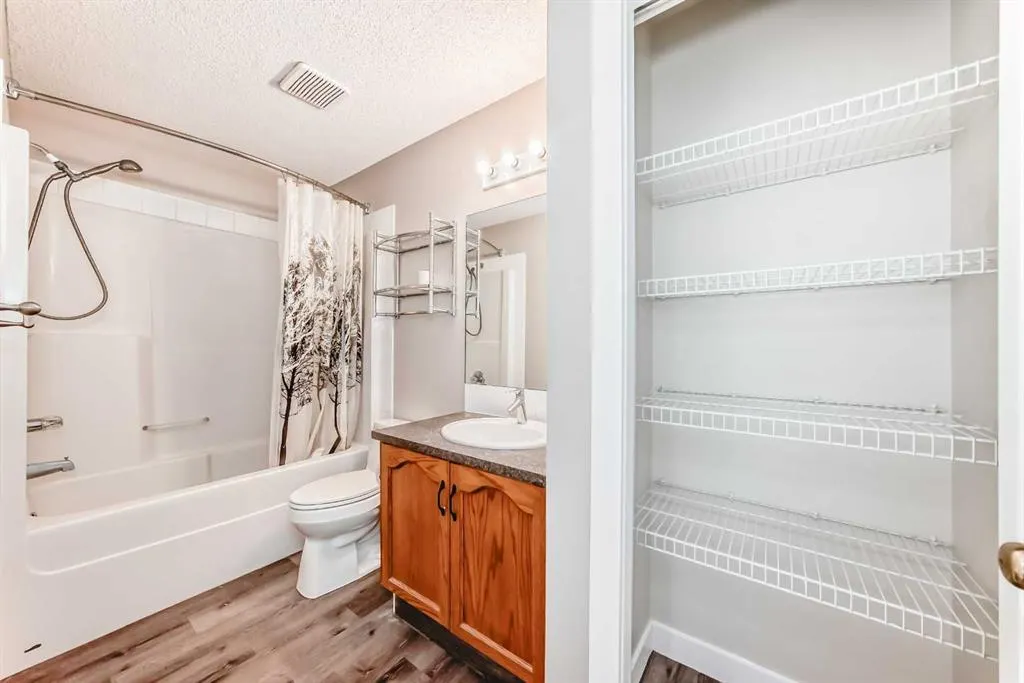 184 Mt Aberdeen Manor SE