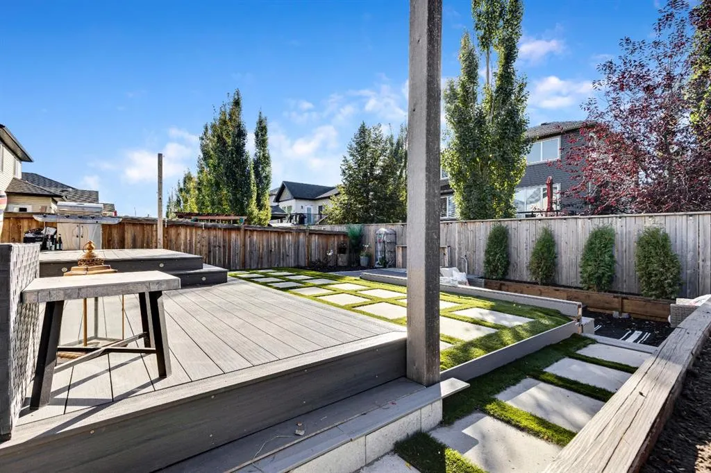 129 Wildrose Green