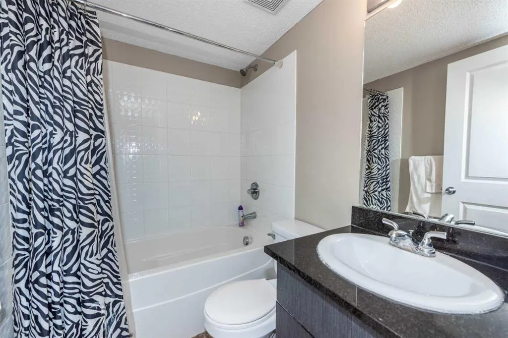5 Saddlestone Way NE, #203