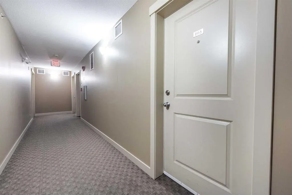 5 Saddlestone Way NE, #203