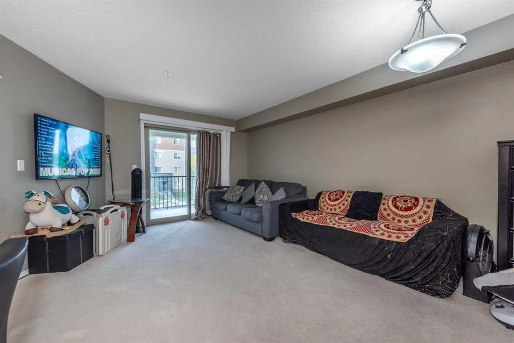 5 Saddlestone Way NE, #203