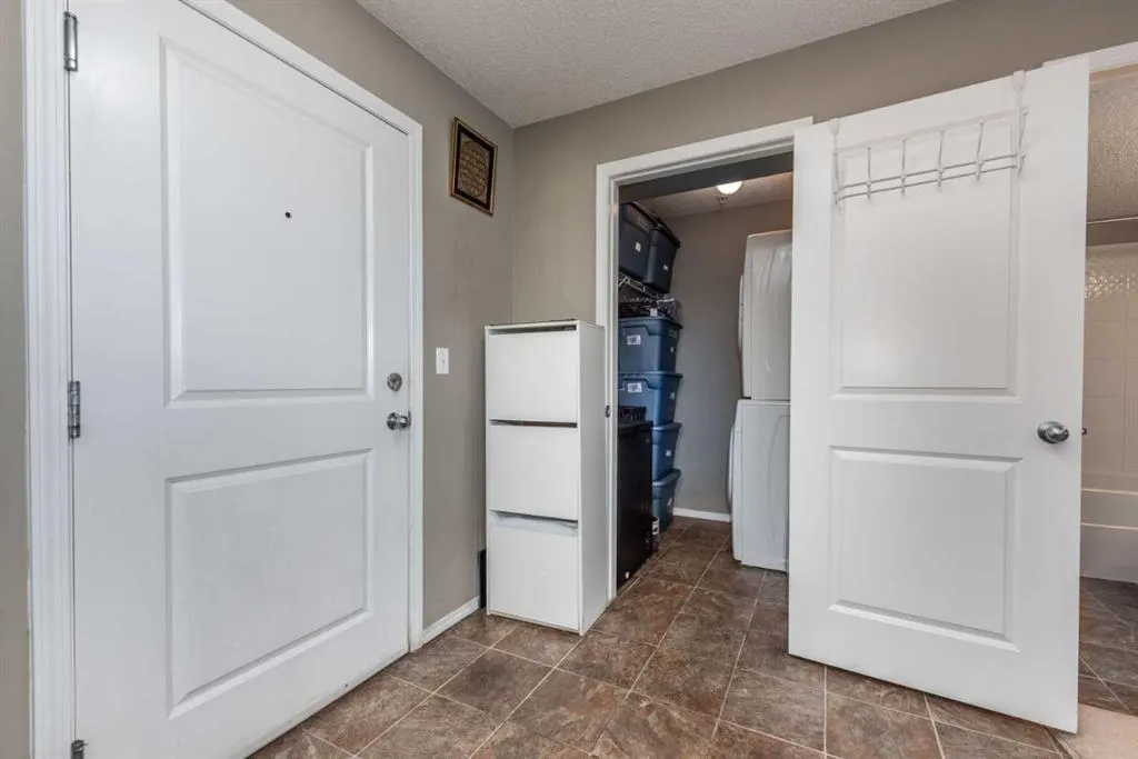 5 Saddlestone Way NE, #203