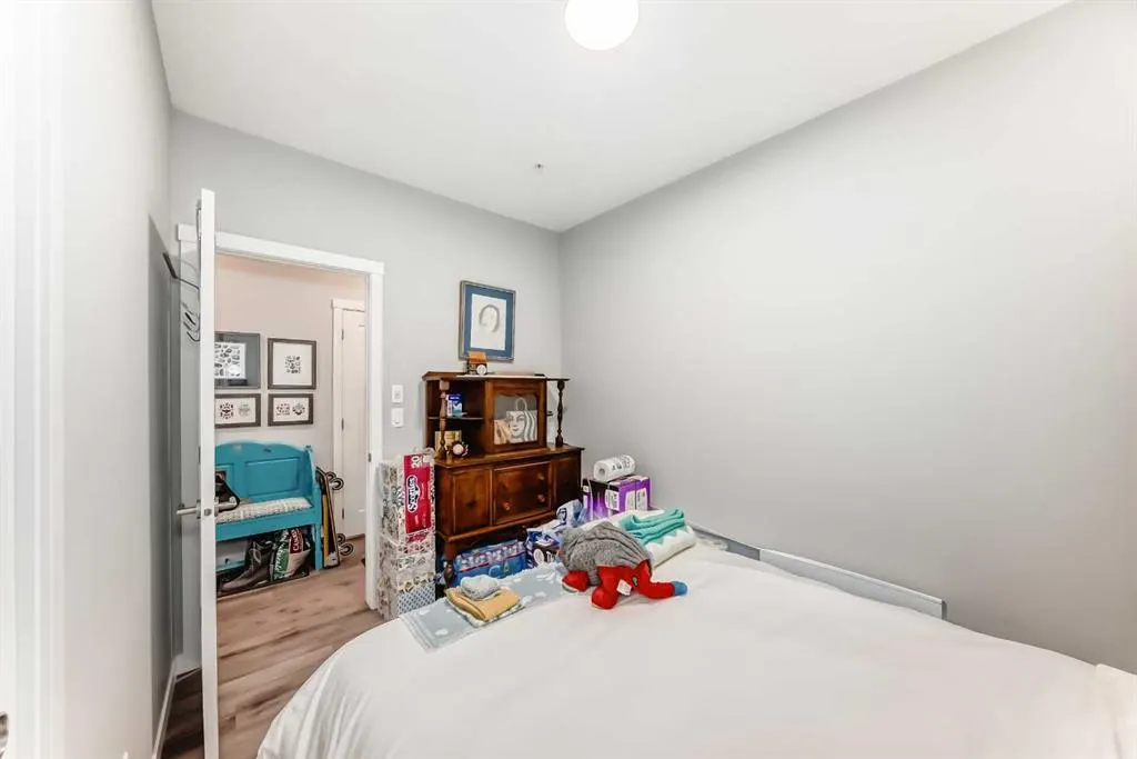 200 Shawnee Square SW, #403