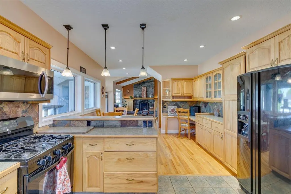 71 Sackville Drive SW