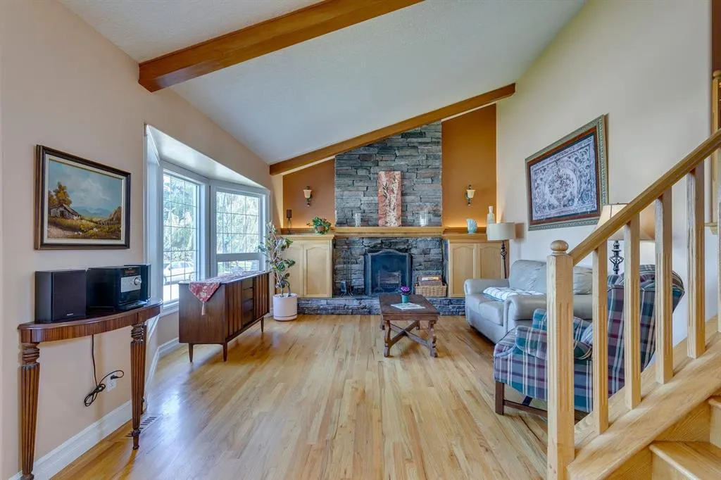 71 Sackville Drive SW