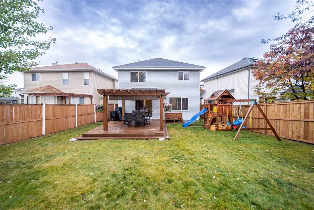 17 Hidden Close NW
