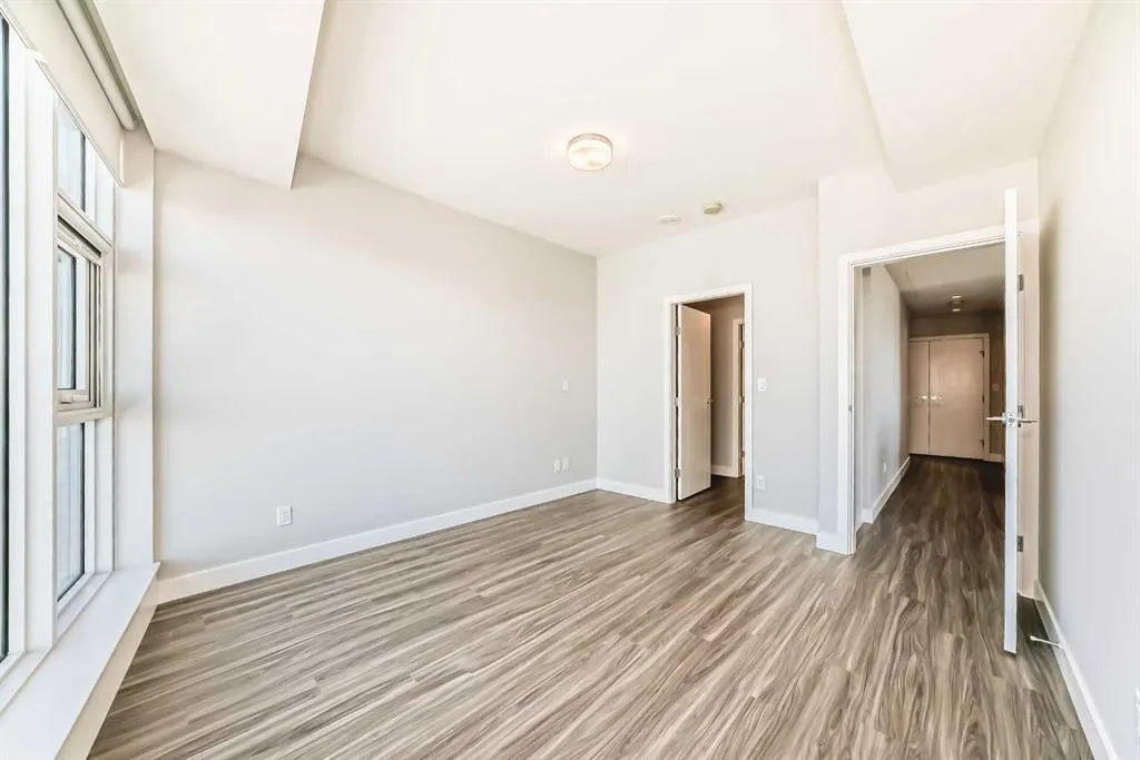 530 3 Street SE, #1204