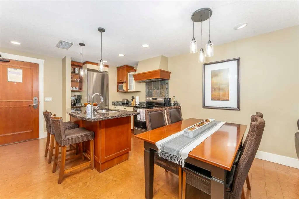 173 Kananaskis Way, #323