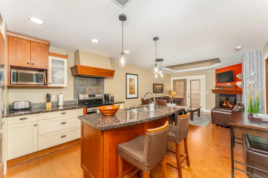 173 Kananaskis Way, #323