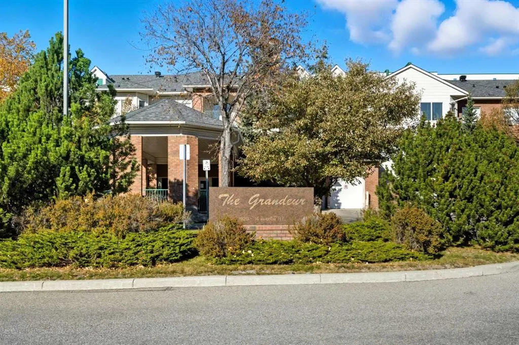 1920 14 Avenue NE, #221