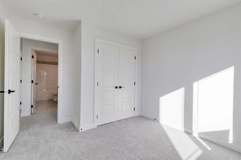 138 Northern Lights Crescent