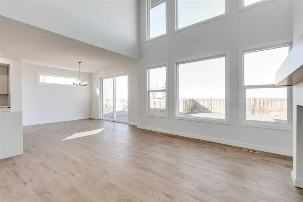 138 Northern Lights Crescent