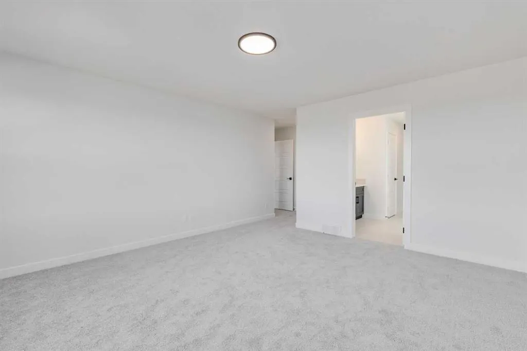 138 Northern Lights Crescent