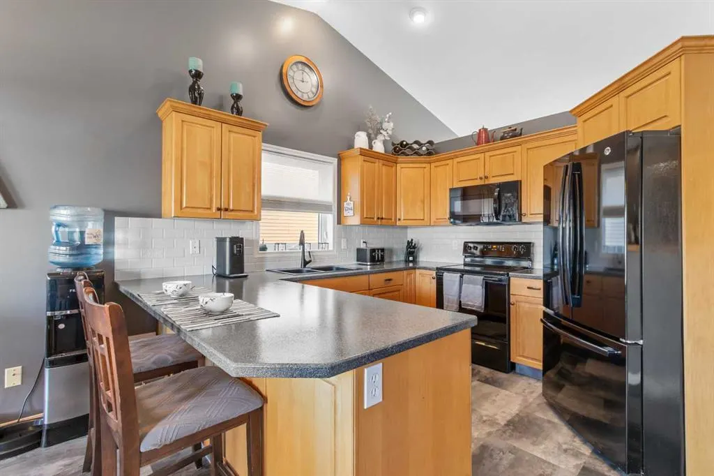 42 Lindman Close
