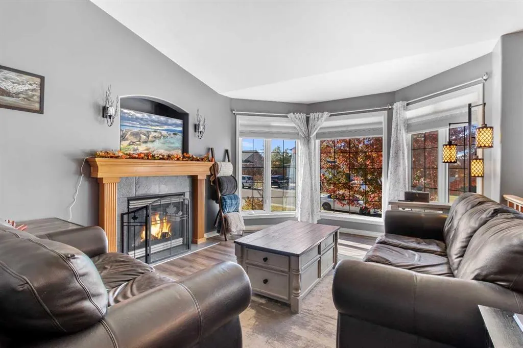 42 Lindman Close