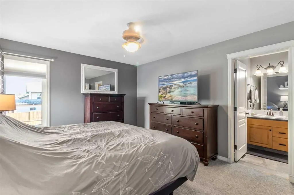 42 Lindman Close