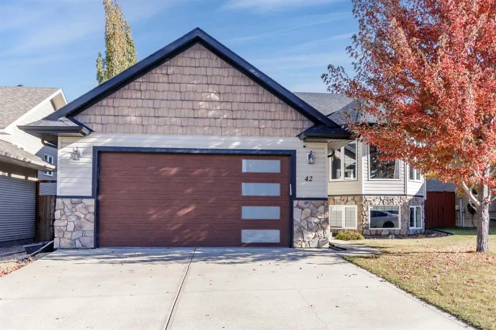 42 Lindman Close