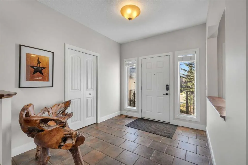 103 Aspen Stone Crescent SW