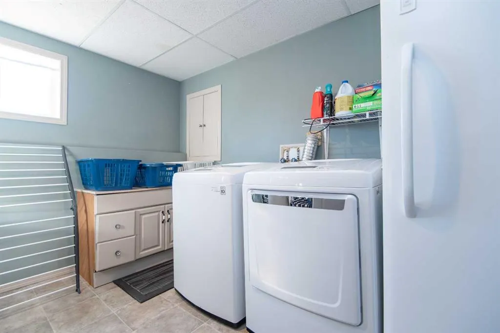 1 Pine Crescent