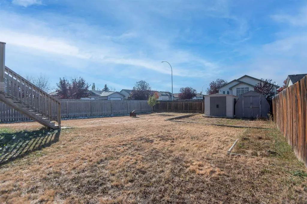 1 Pine Crescent