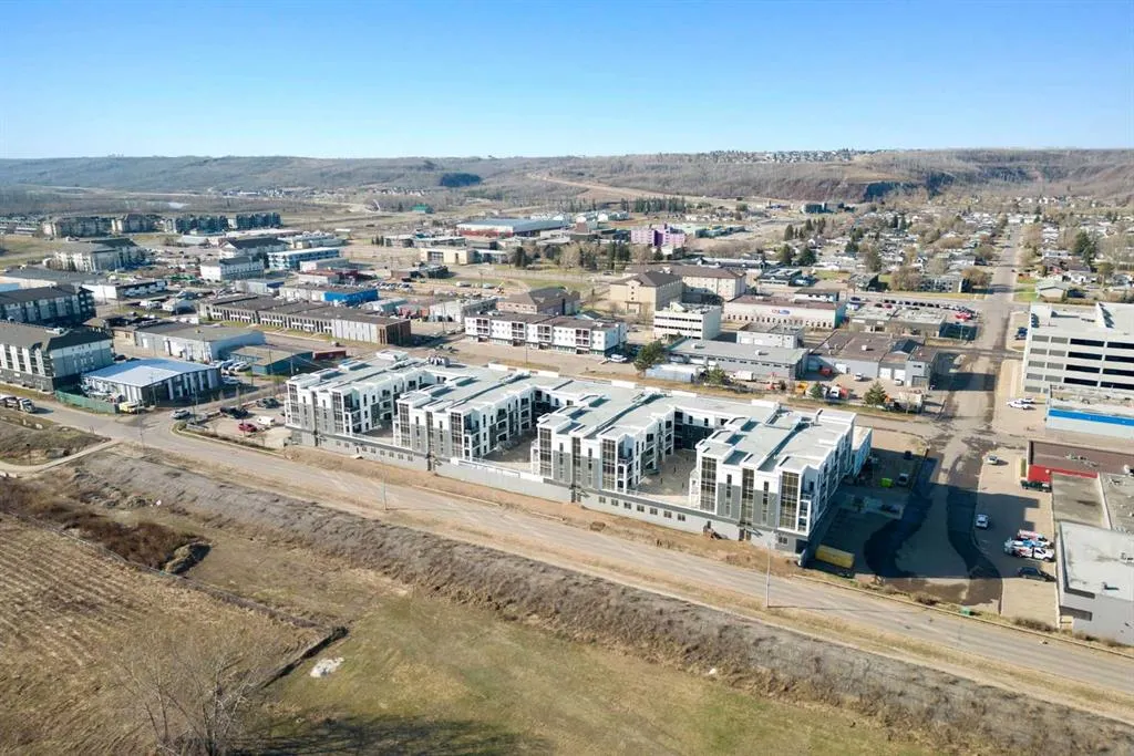 10218 King Street, #216
