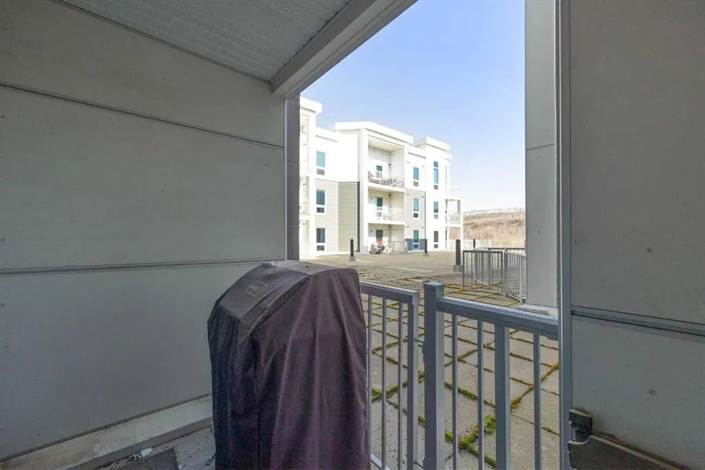 10218 King Street, #216