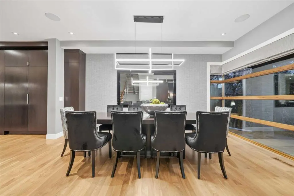 2014 32 Avenue SW
