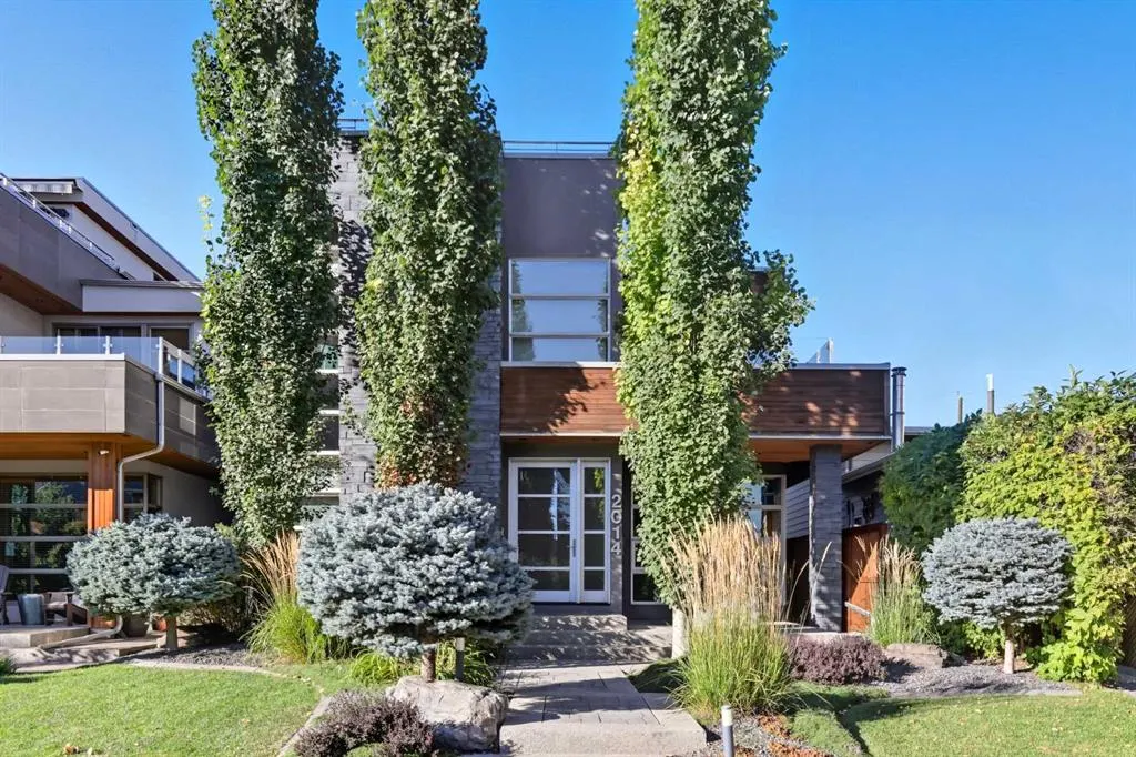 2014 32 Avenue SW