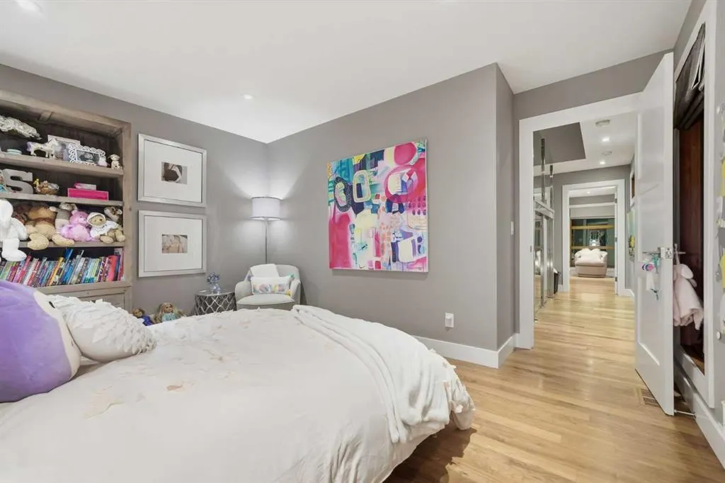 2014 32 Avenue SW