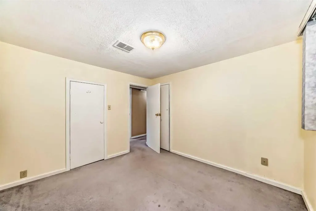 4906 20A Street SW, #4906