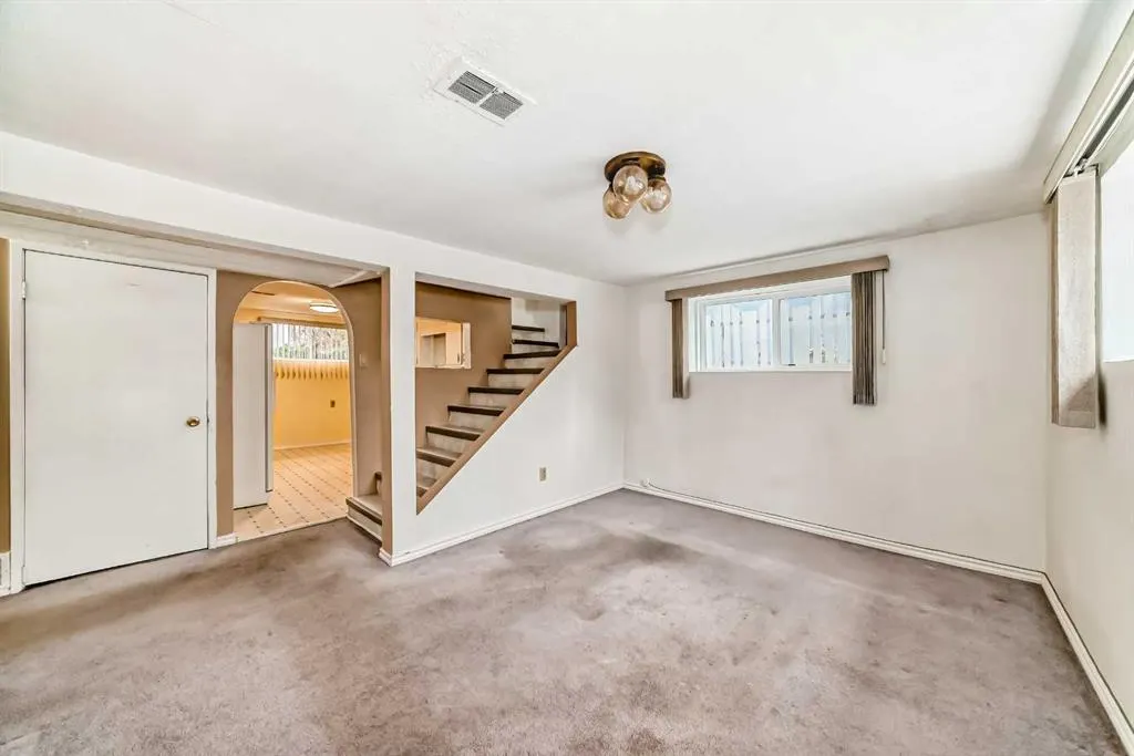 4906 20A Street SW, #4906