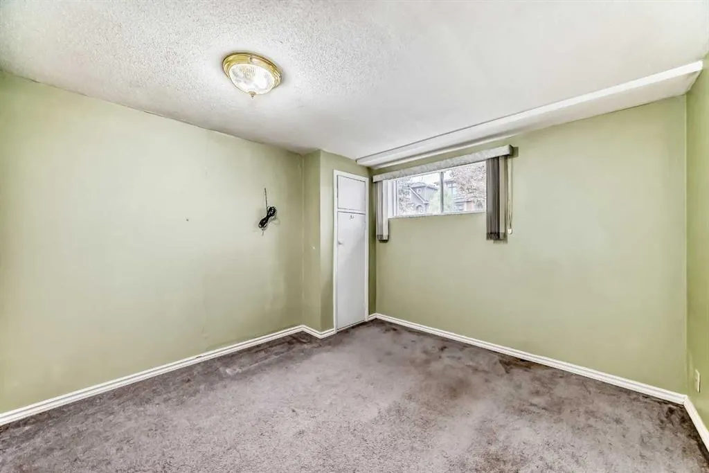 4906 20A Street SW, #4906