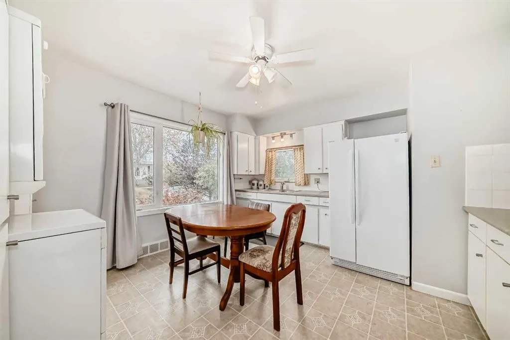 4906 20A Street SW, #4906
