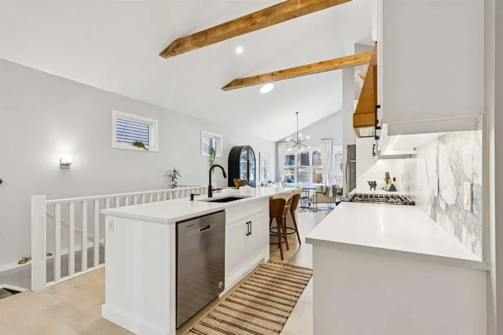 376 Precedence Hill