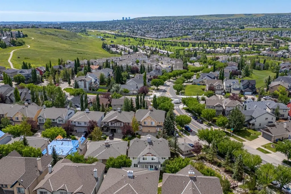 6 Hidden Creek Rise NW